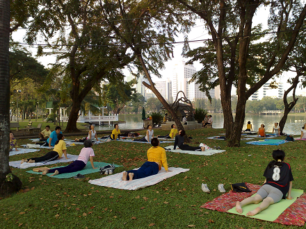 Dawn Yoga in Lumphini Park Thailand